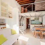 Romantic Loft - 2 Minutes From The Sea And Center