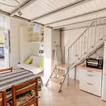 아파트 Romantic Loft - 2 Minutes From The Sea And Center 카모글리