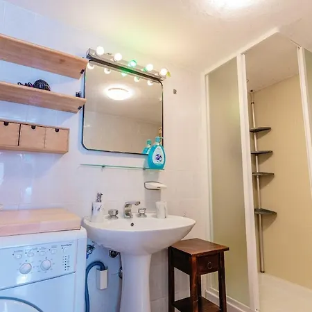 Romantic Loft - 2 Minutes From The Sea And Center