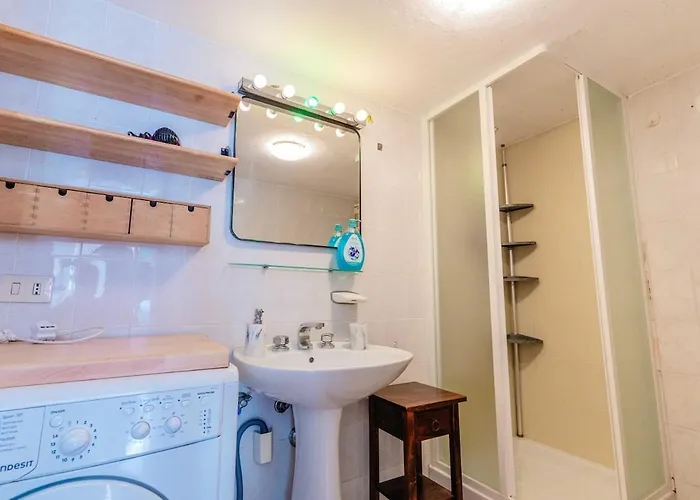 Romantic Loft - 2 Minutes From The Sea And Center