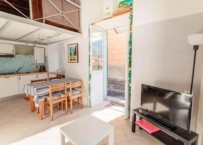 Romantic Loft - 2 Minutes From The Sea And Center *