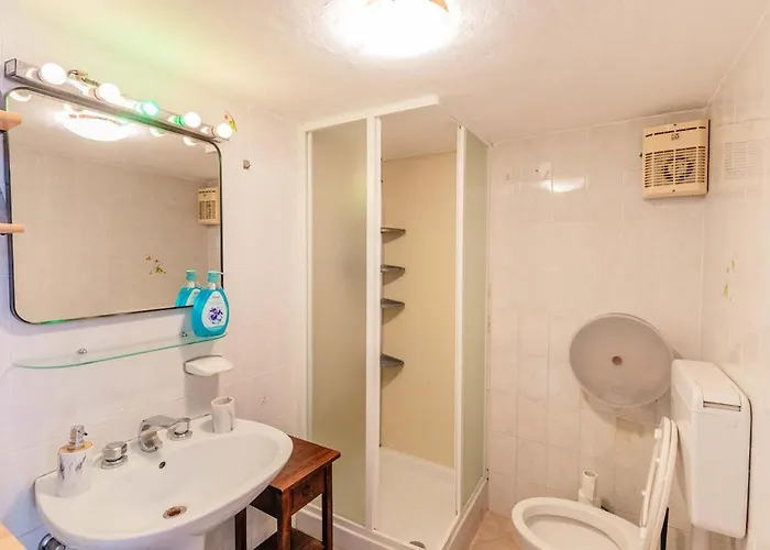 Romantic Loft - 2 Minutes From The Sea And Center *