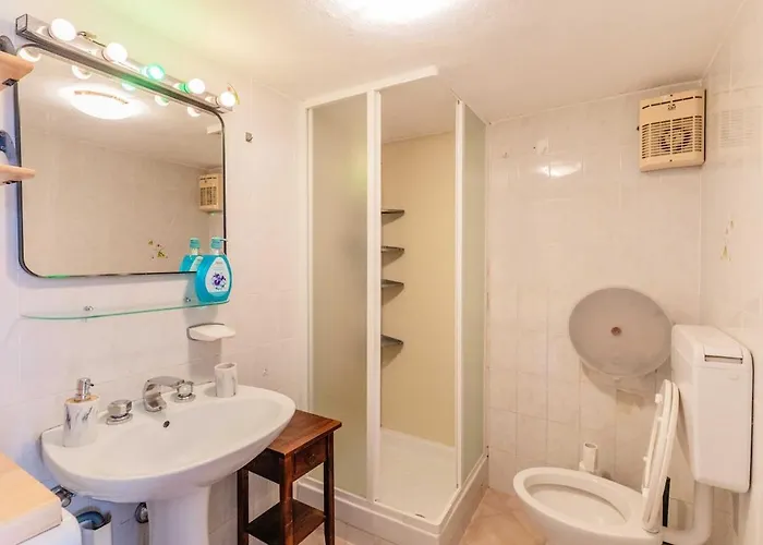 Romantic Loft - 2 Minutes From The Sea And Center Apartment *