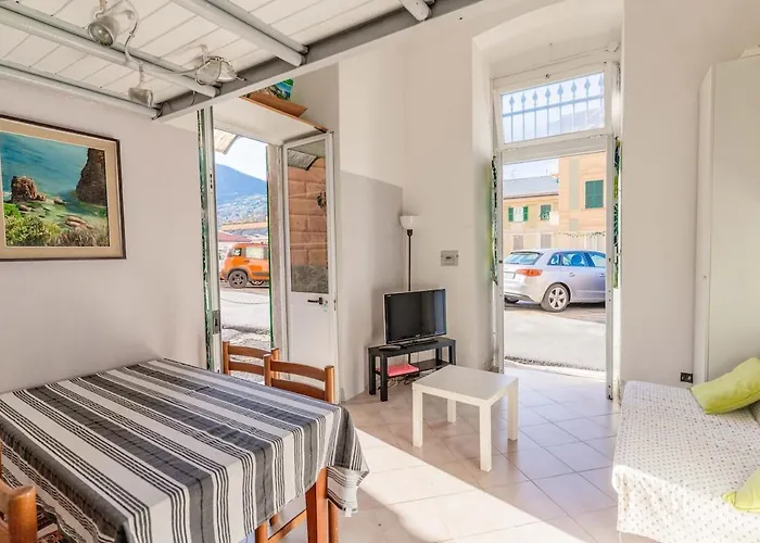 Apartament Romantic Loft - 2 Minutes From The Sea And Center